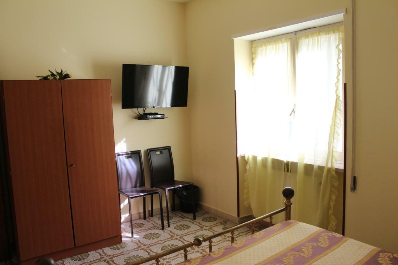 Residenzadelia Bed & Breakfast Ronciglione  Exterior photo